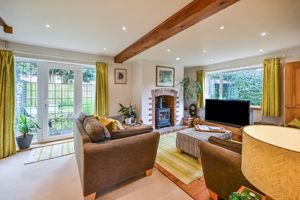 Reception room- click for photo gallery
